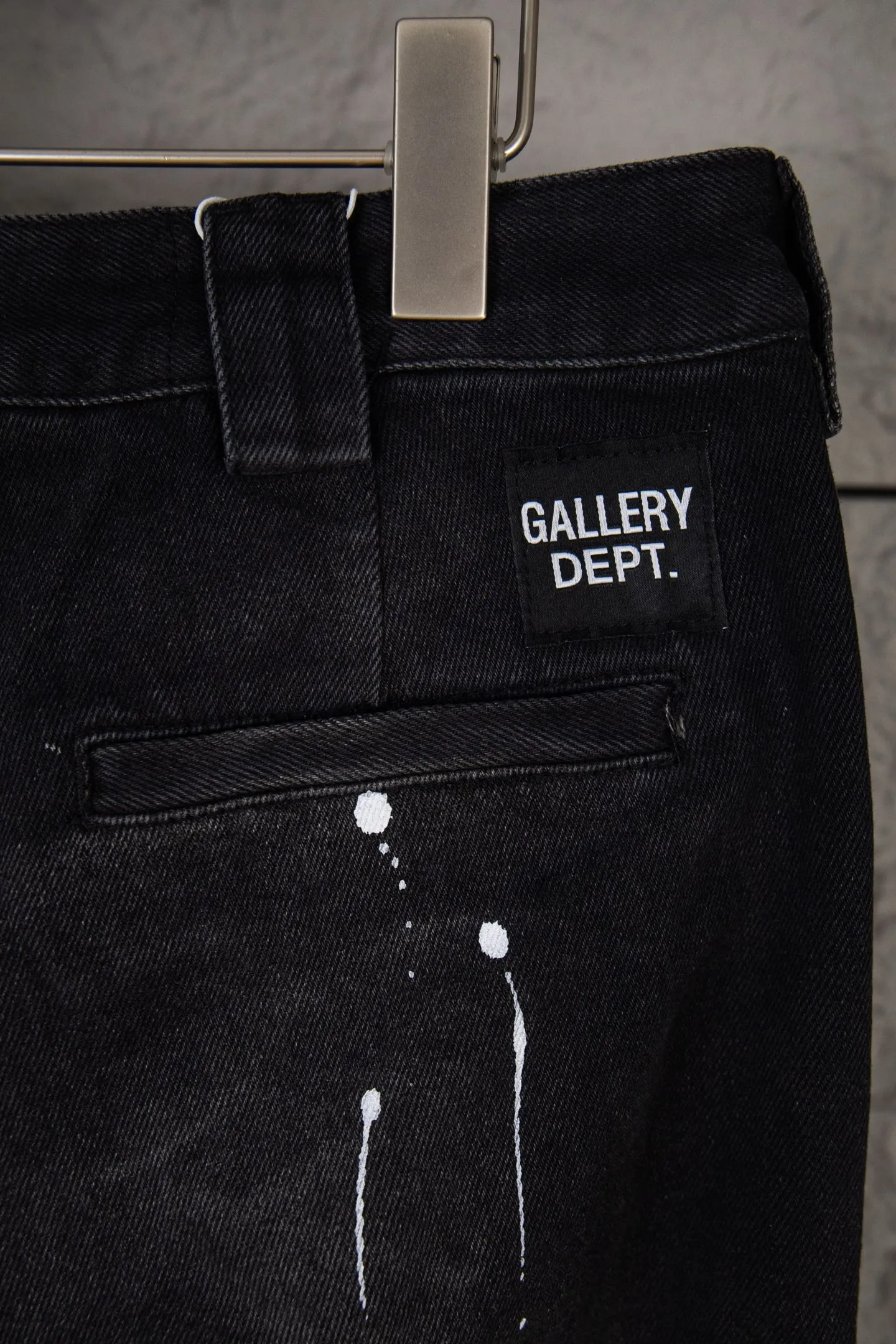 Style number: M460 P250 Top heavy industry GALLERY DEPT. Spliced ​​ink splash back logo washed retro jeans men and women high street splash ink pants micro-flared casual trousers trendy couple same style Size: 28 30 32 34 36 (corresponds to S M L XL XXL)